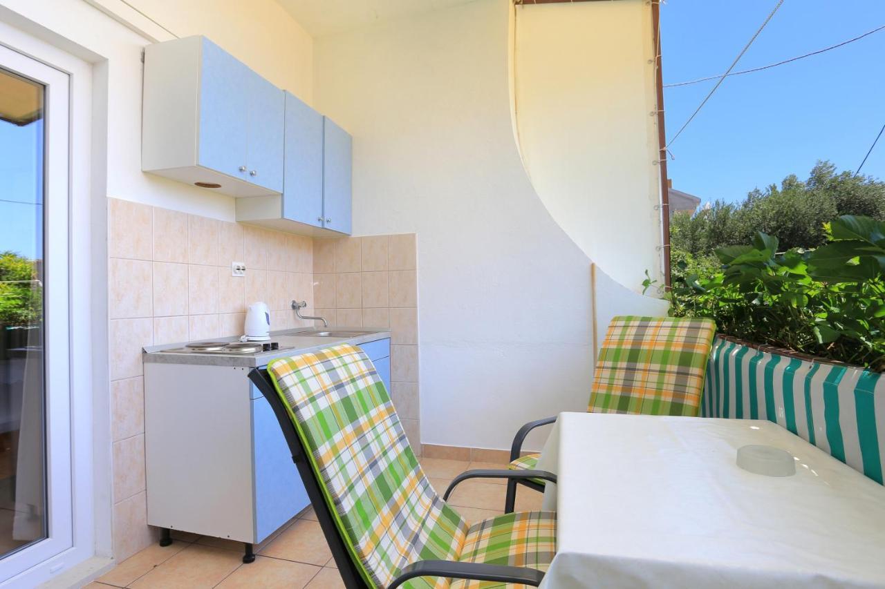 Apartments By The Sea Zivogosce - Blato, Makarska - 1057 Blato  Exterior foto