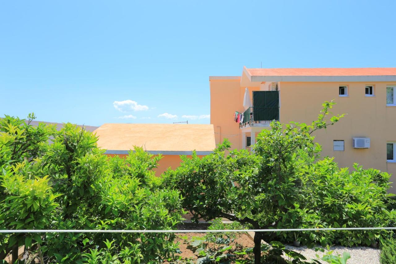 Apartments By The Sea Zivogosce - Blato, Makarska - 1057 Blato  Exterior foto